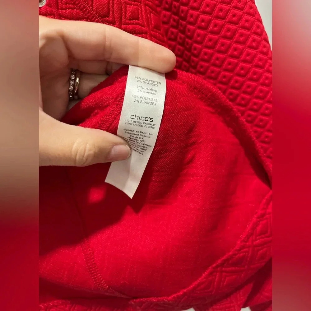 Chico’s quilted red buttoned blazer Size 0 XS - Picture 8 of 9